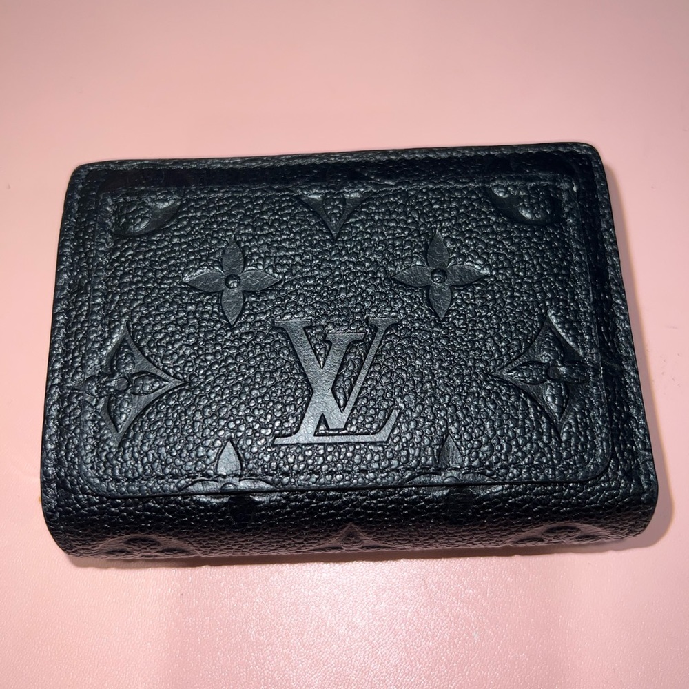Louis Vuitton Clea Wallet